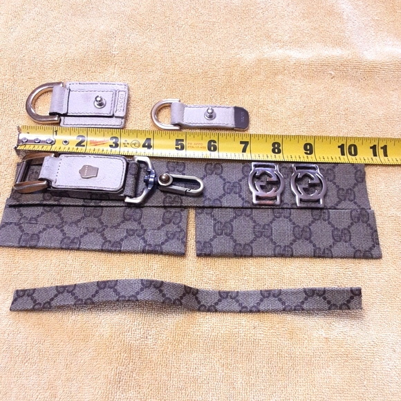 GUCCI logos w straps + Gucci Keychain repurporse from Gucci bag Firm price - Picture 14 of 16